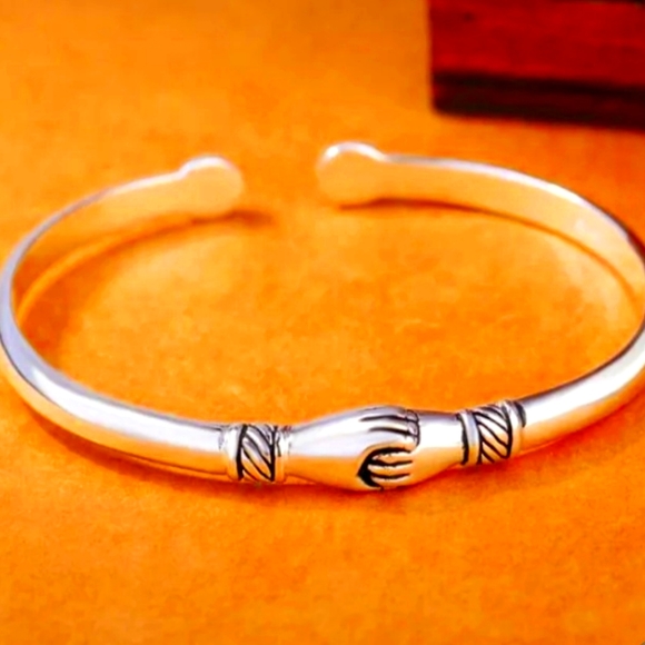 Sterling Silver Friendship Bracelet ๐ - Picture 1 of 7